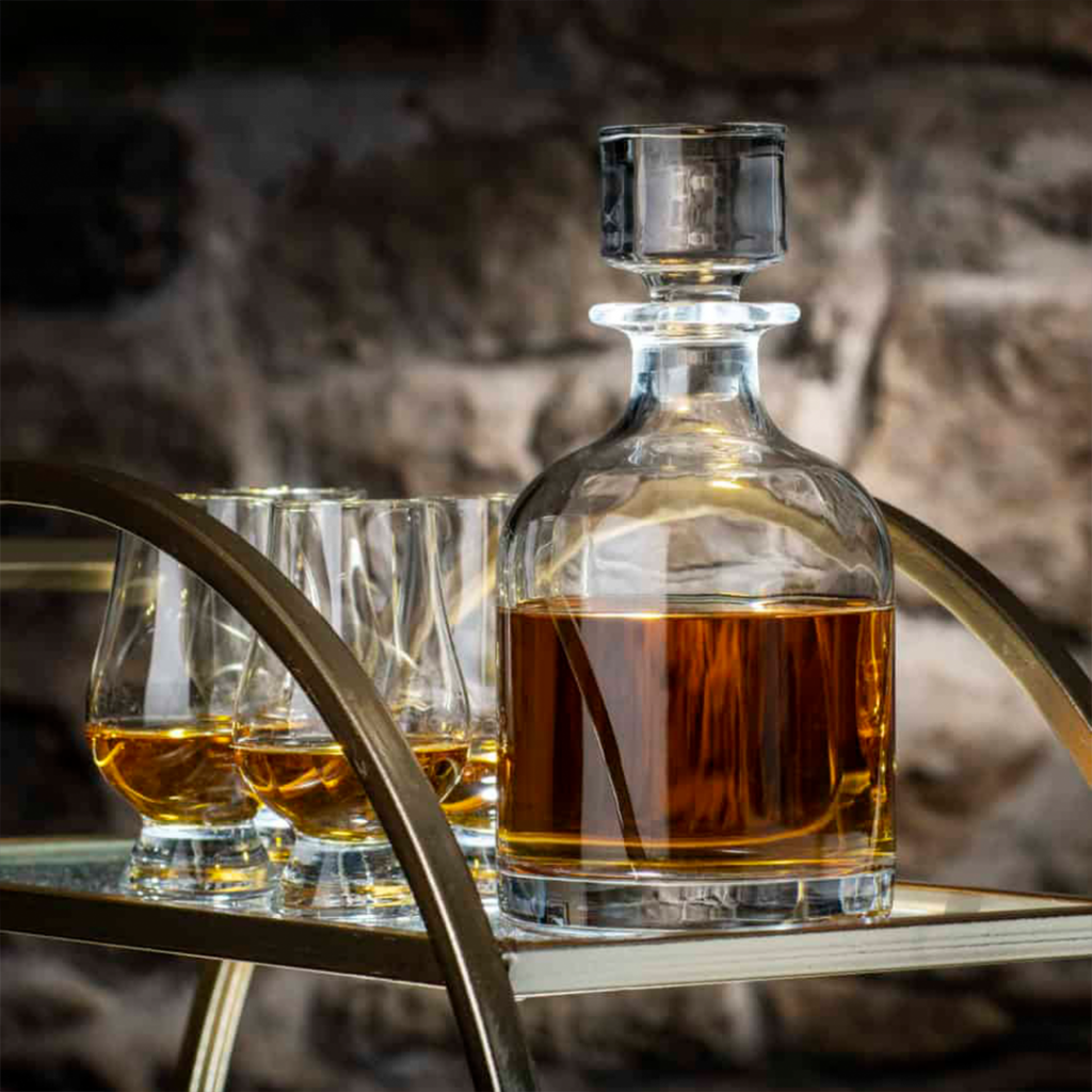Glencairn make a range of lead free crystal whisky decanters