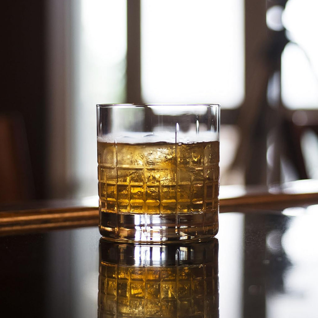 Quality crystal whisky tumbler